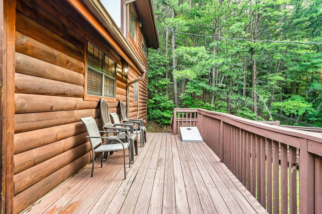 New Hot Tub! Secluded 3 Bed Cabin In Pigeon Forge Villa Exterior photo